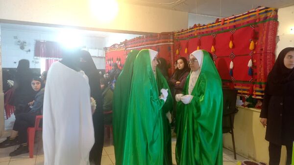 برپایی نمایشگاه به‌مناسبت هفته پژوهش در مدرسه کمایی‌مقدم یاسوج