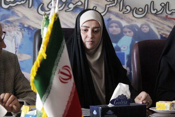 دیدار نماینده مردم ساری و میاندرود در مجلس شورای اسلامی با دانش‌آموزان مازندران