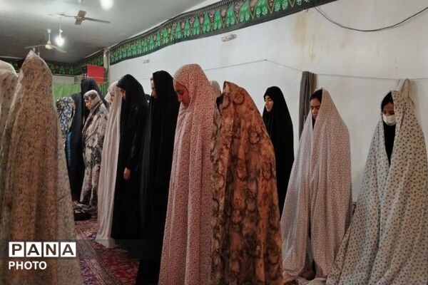 اجلاسیه نماز همراه با محفل انس با قرآن کریم در مسجد ابوالفضلی نیشابور 