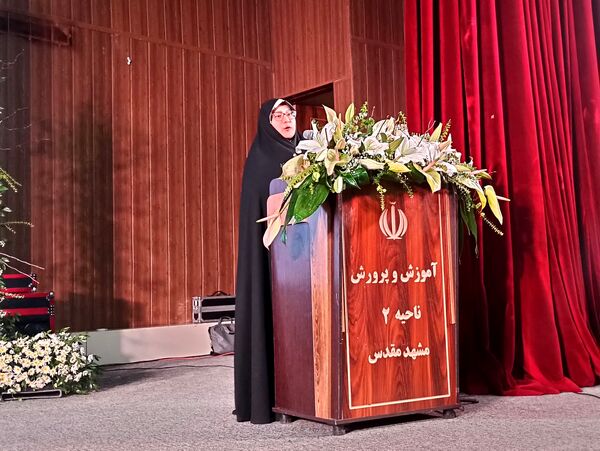 نشست طرح نماد در تالار تربیت ؛ گامی برای تقویت مراقبت اجتماعی دانش‌آموزان 