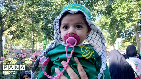 تجلی مظلومیت در آغوش مادران
