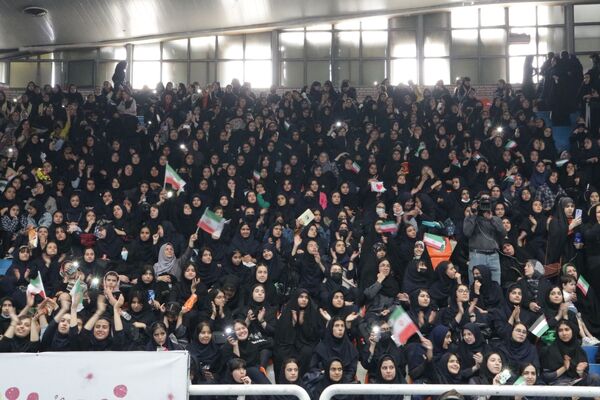 جشن بزرگ دختران مقاومت