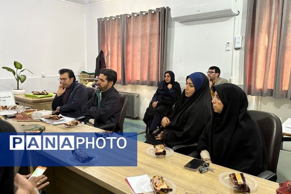 جلسه ستاد برگزاری جشنواره قرآنی قله نور در شهرستان اسلامشهر