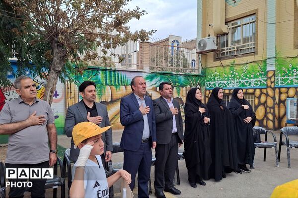افتتاح کانون‌های ورزشی دانش‌آموزی در مدرسه شاهد خاتم‌الانبیا(ص) قرچک با اجرای طرح «پهلوان سعید»