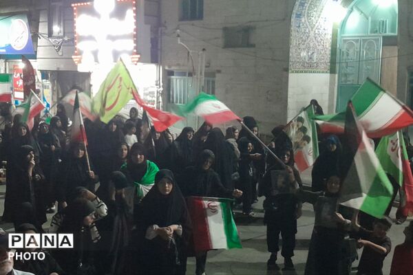 ایستادگی و خستگی ناپذیری مردم برای دفاع از ایران جانمان
