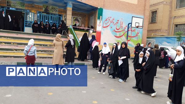 برگزاری چهل و سومین دوره مسابقات قران و عترت دانش آموزی در مقطع ابتدایی دختران