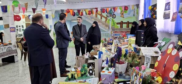 خلاقیت هنری و فرهنگی دبستان شهید فکوری در «هفته ماها»