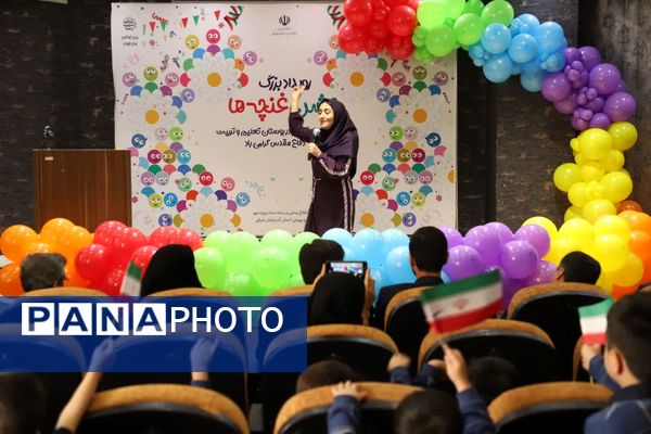 رویداد بزرگ جشن غنچه‌ها در آذربایجان شرقی