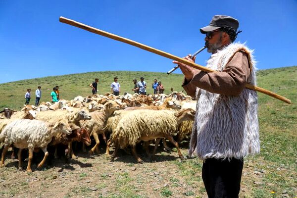 دومین جشنواره فرهنگی و ورزشی در روستای جوبند اهر