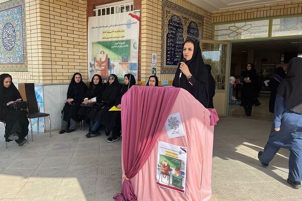 انتخابات همیار مشاور در آموزشگاه منتصرین شاهد شهرستان ورامین