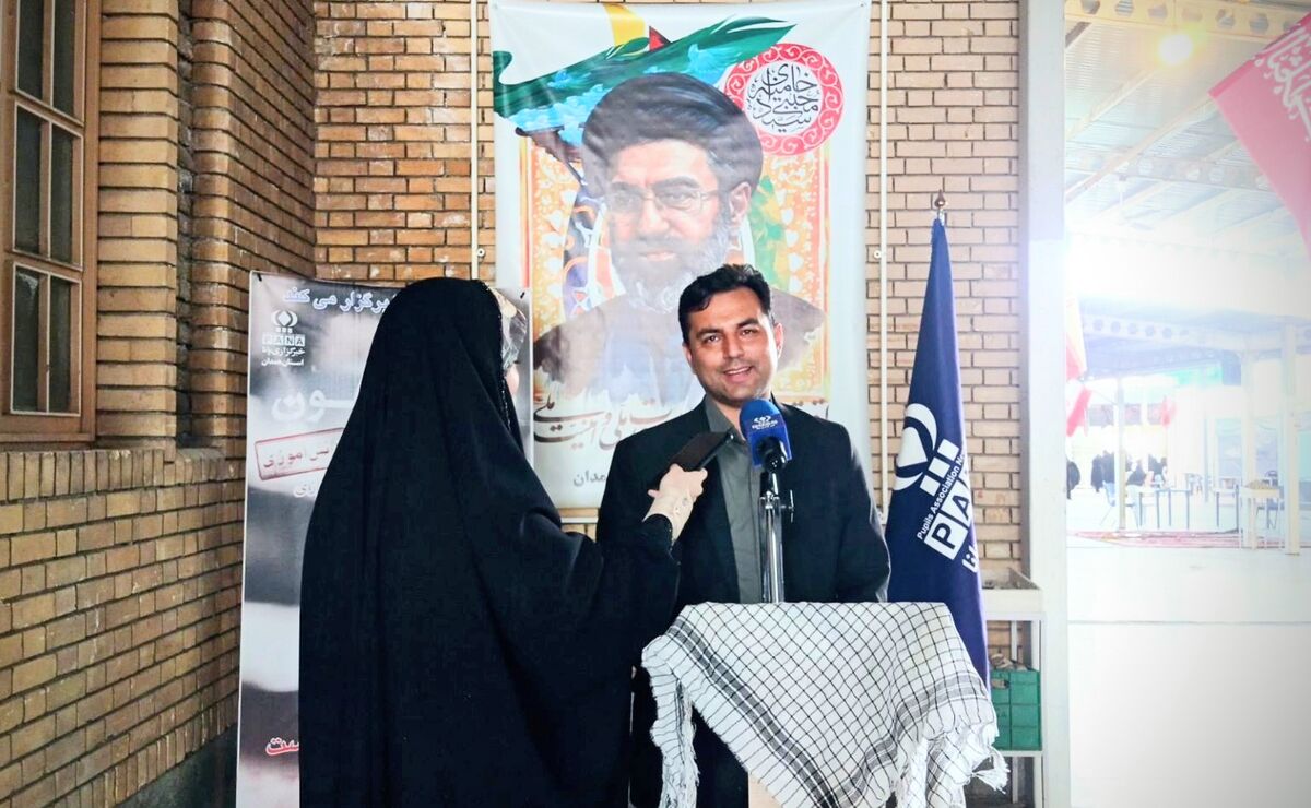 زنده نگه‌داشتن یاد شهدا بهترین راه انتقال فرهنگ ایثار به نسل نوجوان است 