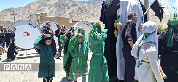 روستای ازناو غرق در ماتم عاشورای حسینی