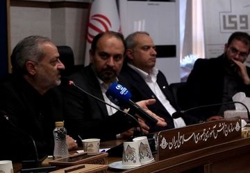 تجلیل از دانش‌آموز خبرنگاران منتخب شهرستان‌های استان تهران، به نمایندگی دانش‌آموز خبرنگاران کل کشور