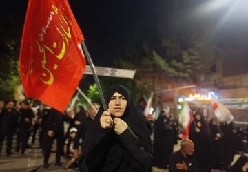 نهمین شب از مراسم عزاداری امام حسین(ع)