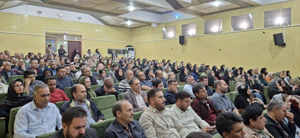 انتخابات انجمن اولیاء و مربیان مدرسه شهید‌رجایی یک بجنورد