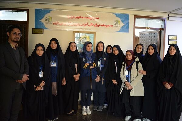 بازدید دانش‌آموز خبرنگاران پانا از دبیرخانه شورای عالی آموزش‌ و پرورش