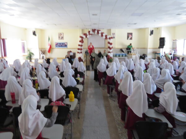 جشن الفبا در مدرسه دخترانه امام خمینی(ره) بجنورد