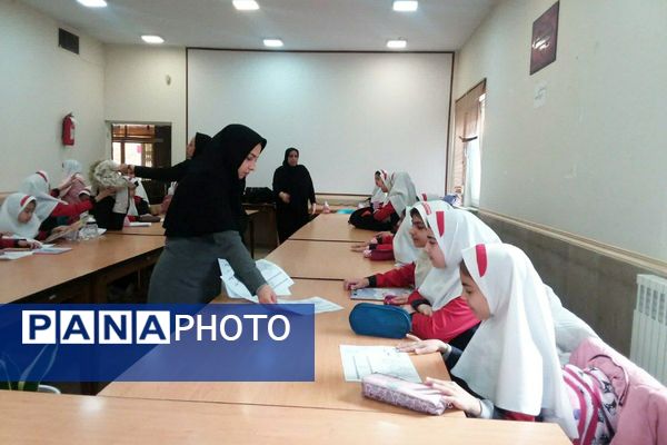 همزمان با دهه فجر، برگزاری برنامه‌های فرهنگی و کتابخوانی در کتابخانه پانزده خرداد پیشوا