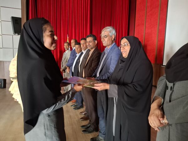 تجلیل از ستارگان برتر در فین