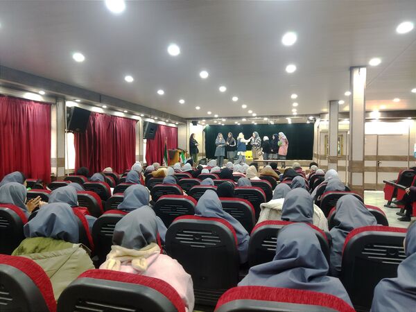 اردوی تمشک، تجربه‌ای متفاوت از کانون امید