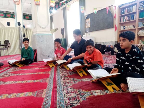 اعتکاف در مسجد حضرت‌‌‌ابوالفضل(ع) محله مارم باغ شهر فین  