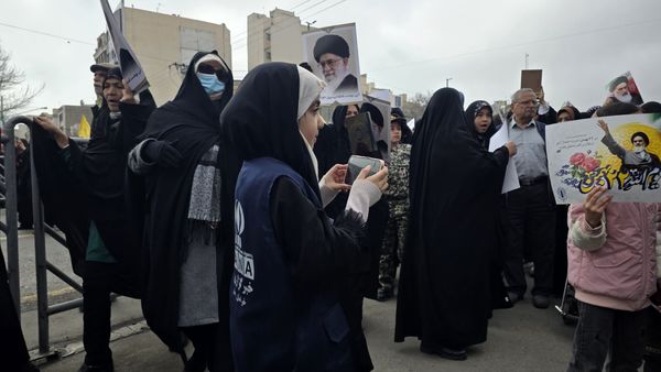 حضور چهل و هفتم از قاب دوربین پانا (۲)