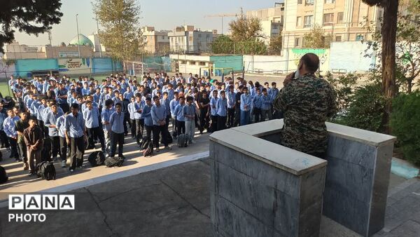 میثاق با آرمان‌ها در دبیرستان شاهد مطهری؛ رنگ‌وبوی روزهای آغازین