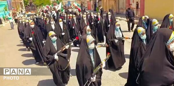 رزمایش بانوان جانفدای ایران در شهر آوه