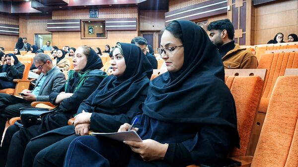 نشست بررسی ابعاد خودکشی و راهکارهای کاهش آن در کهگیلویه‌وبویراحمد
