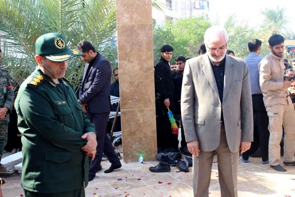 تشییع پیکر مطهره شهید گمنام در دانشگاه فرهنگیان بوشهر