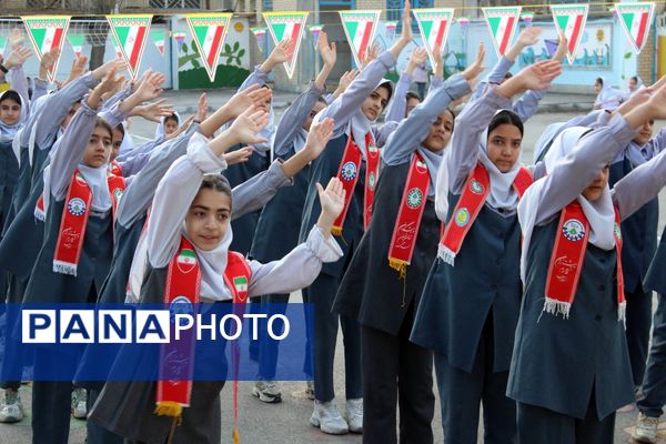 کارناوال شادی و همبستگی ملی در دهه فجر و پیروزی انقلاب اسلامی