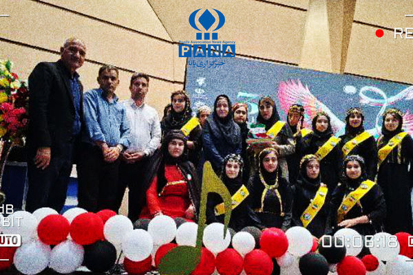 درخشش گروه سرود پیشتازان چاووش دهگلان در جشنواره استانی فجر
