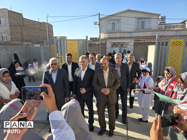 افتتاح دبستان شش کلاسه لاج شهرستان خواف 