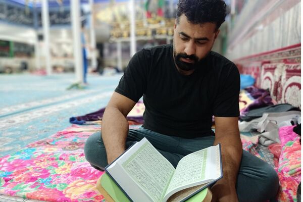 مراسم معنوی اعتکاف در مسجد اعظم حضرت ابوالفضل (ع) بهارستان دو