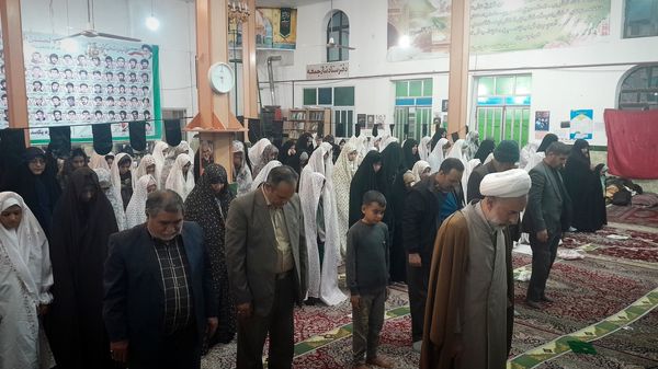 خلوتی در مسجد برای شنیدن صدای قلب و نزدیکی به پروردگار