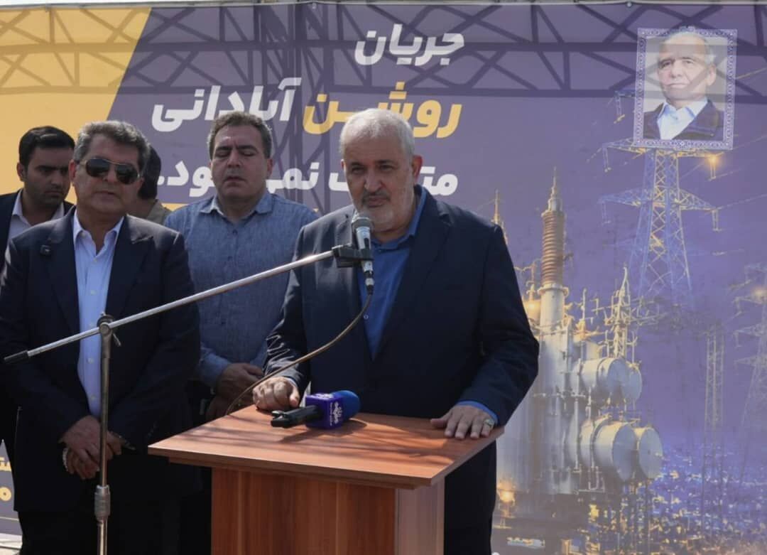 وزیر نیرو: درآمد نیروگاه‌های خورشیدی به سفره مردم می‌رسد
