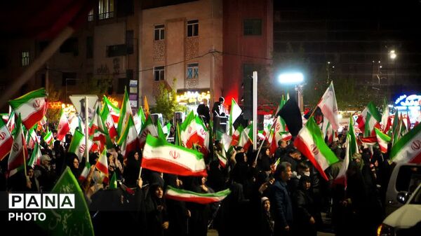  روزهای دلتنگی؛ شهادت پدر، آرزوی پرواز، تشییع شهدا