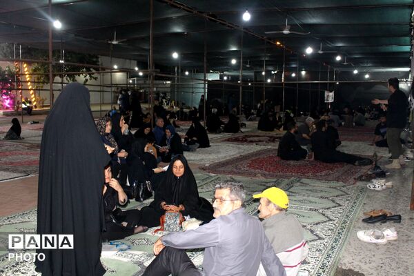 میزبانی موکب امام خامنه‌ای از زائران رهبر شهید