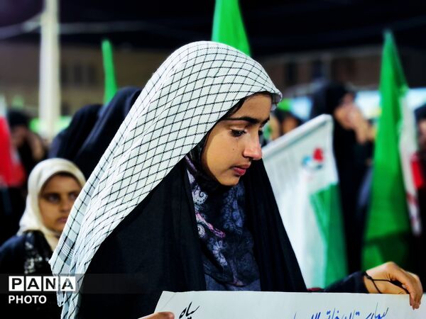 استقبال عنبرآباد از نگین آسمانی