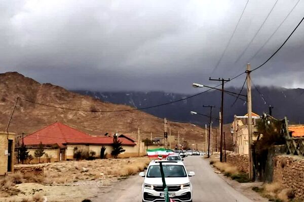 رژه خودرویی در روستای علی آباد پیشکوه