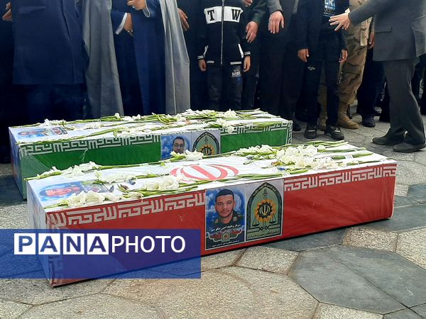 تشییع پیکر شهدای نیروی انتظامی مشهد مقدس