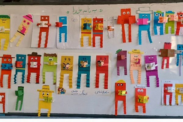 گرامیداشت هفته کتاب و کتابخوانی در مدارس رودهن 