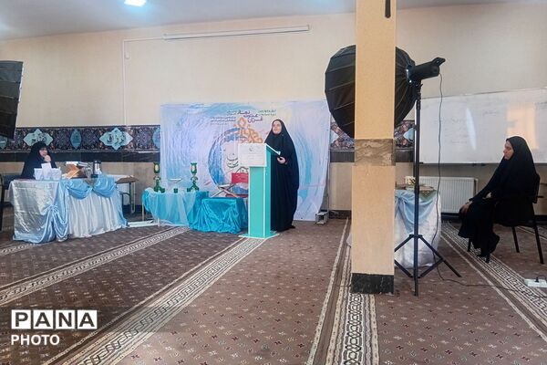 حضور دانش آموزان ناحیه دو شهرری در مرحله کشوری مسابقات قرآن، عترت و نماز