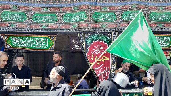 گذری بر موکب مسجد ولیعصر در پیاده روی جاماندگان اربعین حسینی نیشابور