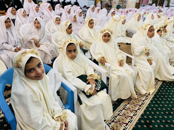 جشن تکلیف متمرکز مدارس شهرستان مه ولات