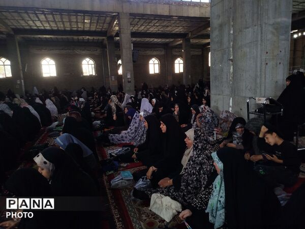 نماز  عبادی سیاسی جمعه نیشابور در روز ولادت حضرت زینب (س) و روز پرستار 