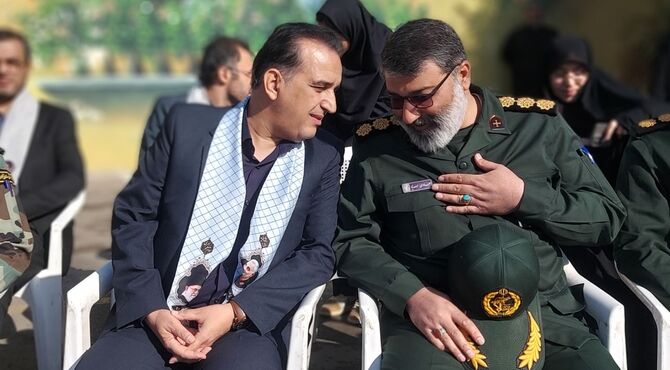  روایتِ فرماندهان دفاع مقدس برای دانش‌آموزان و معلمان ناحیه ۵ مشهد