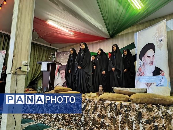 یادواره شهدا در دبیرستان شاهد فاطمیه مشهد