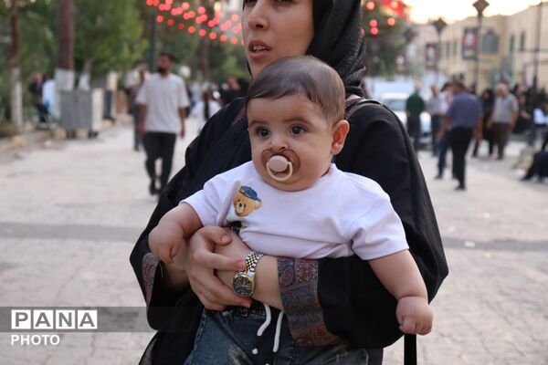 طنین تعزیه در صحن امام‌زاده عقیل (ع) اسلامشهر 