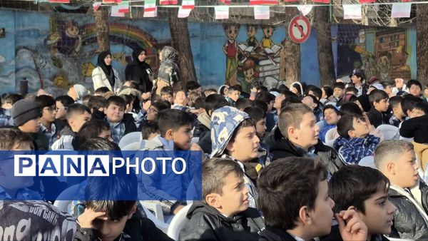 چهل و هفتمین بهار آزادی زنگ انقلاب به صدا درآمد